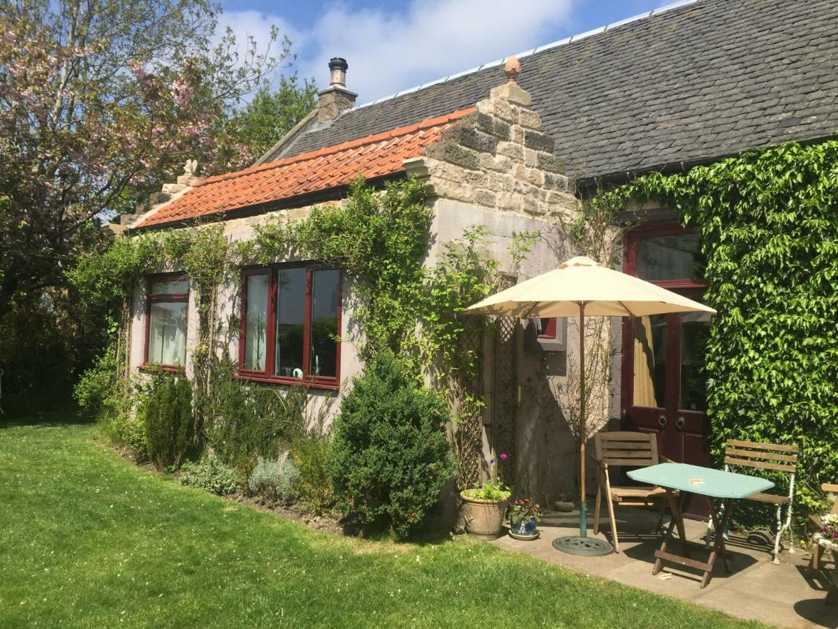 Ardtalla Falkirk Exterior photo